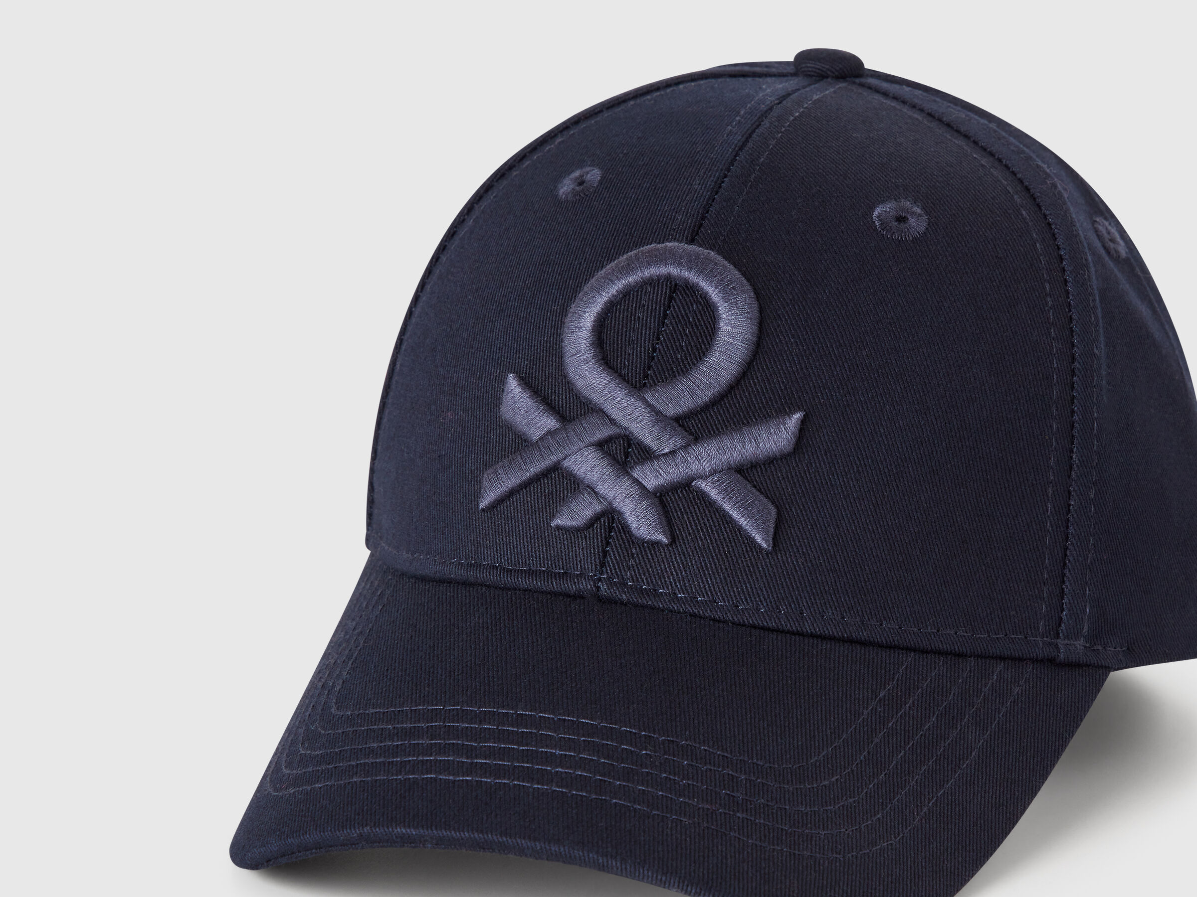 CAP WITH VISOR Men image number 3